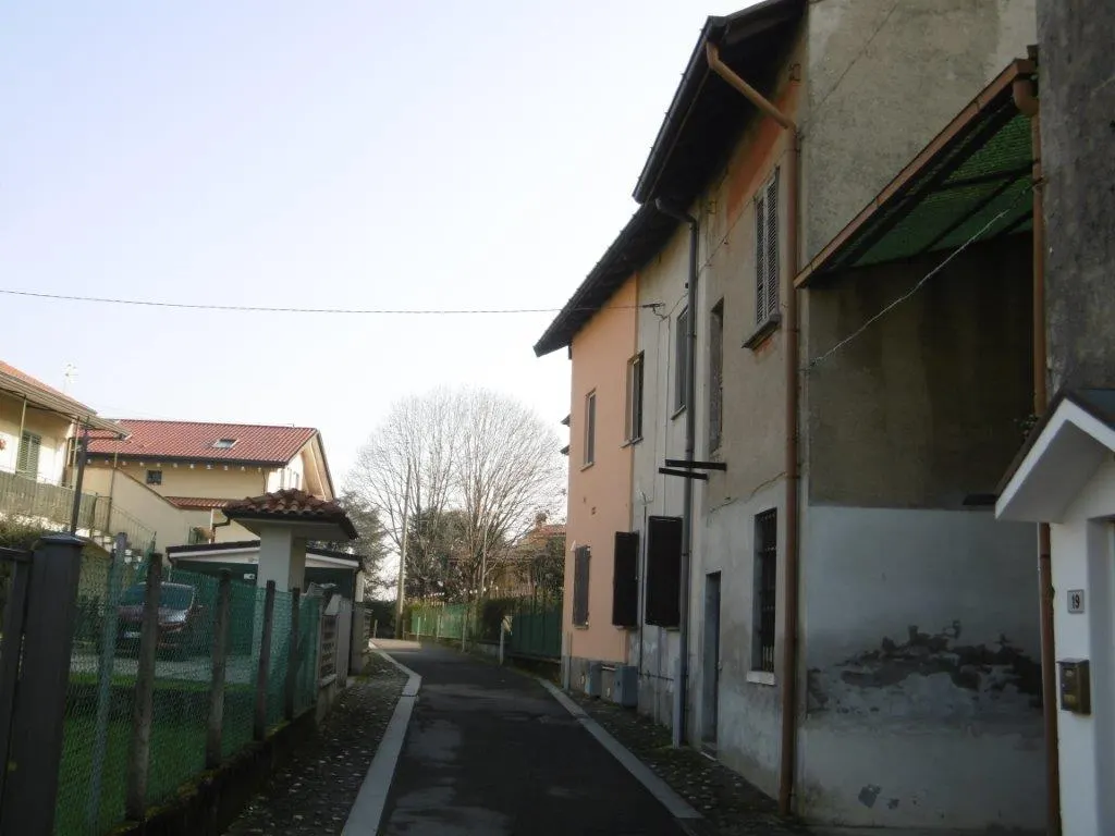Appartamento a Cornate d'Adda (Monza e della Brianza) — foto 1