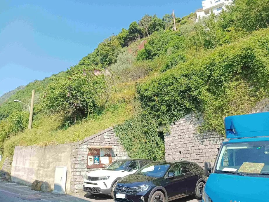 Terreno a Colonno (Como) — foto 1