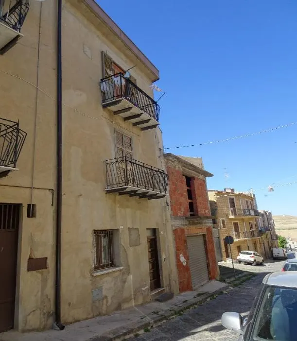 Appartamento a Pietraperzia (Enna) — foto 1