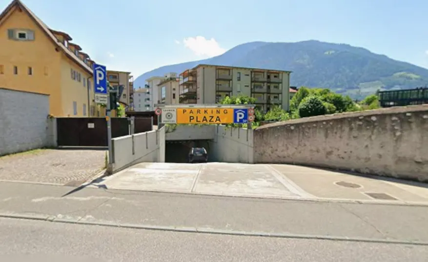Posto auto a Merano (Bolzano/Bozen) — foto 1
