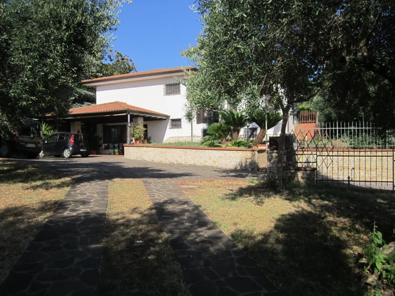 Villa a Sezze (Latina) — foto 1